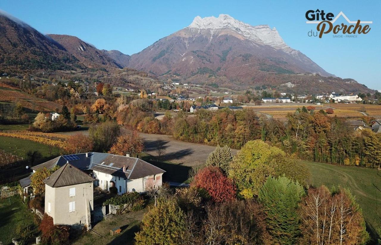 Gite Du Porche Saint-Jean-de-la-Porte Esterno foto